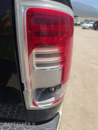 2016 Ram 1500 Laramie Longhorn Crew Cab Short Bed - miniatura 29