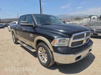 2016 Ram 1500 Laramie Longhorn Crew Cab Short Bed - miniatura 4