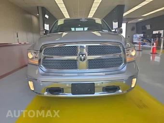 2016 Ram 1500 Laramie Longhorn Crew Cab Short Bed - miniatura 2