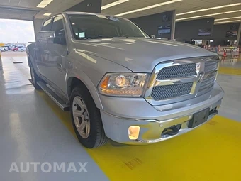2016 Ram 1500 Laramie Longhorn Crew Cab Short Bed - miniatura 3