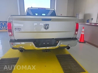 2016 Ram 1500 Laramie Longhorn Crew Cab Short Bed - miniatura 5