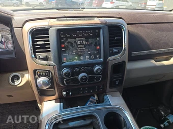2016 Ram 1500 Laramie Longhorn Crew Cab Short Bed - miniatura 11