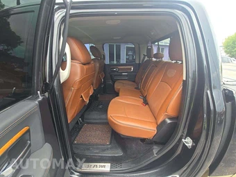 2016 Ram 1500 Laramie Longhorn Crew Cab Short Bed - miniatura 10