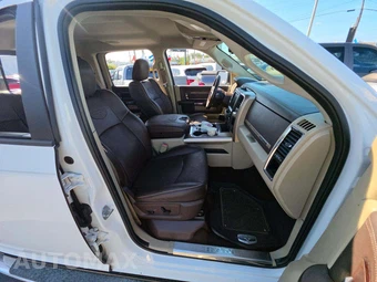 2016 Ram 1500 Laramie Longhorn Crew Cab Short Bed - miniatura 18
