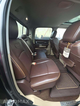 2016 Ram 1500 Laramie Longhorn Crew Cab Short Bed - miniatura 16