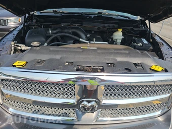 2016 Ram 1500 Laramie Longhorn Crew Cab Short Bed - miniatura 15