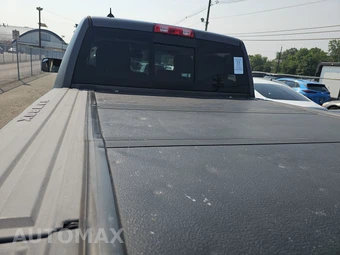 2016 Ram 1500 Laramie Longhorn Crew Cab Short Bed - miniatura 16