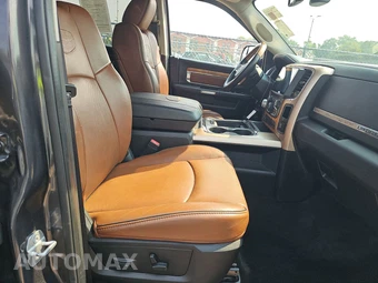 2016 Ram 1500 Laramie Longhorn Crew Cab Short Bed - miniatura 8