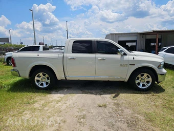 2016 Ram 1500 Limited Crew Cab Short Bed - miniatura 4