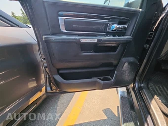 2016 Ram 1500 Limited Crew Cab Short Bed – miniatura 9