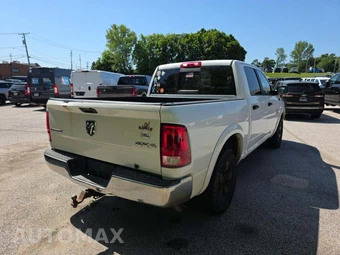 2016 Ram 1500 Outdoorsman Crew Cab Short Bed - miniatura 3