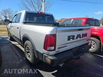 2016 Ram 1500 Rebel Crew Cab Short Bed - miniatura 2