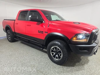 2016 Ram 1500 Rebel Crew Cab Short Bed - miniatura 3
