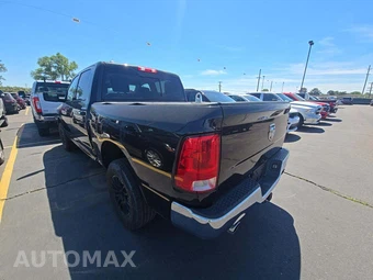 2016 Ram 1500 SLT Crew Cab Short Bed - miniatura 2