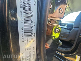 2016 Ram 1500 SLT Crew Cab Short Bed - miniatura 5