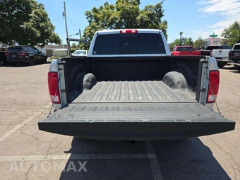 2016 Ram 1500 SLT Crew Cab Short Bed – miniatura 14