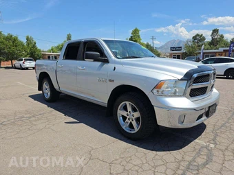 2016 Ram 1500 SLT Crew Cab Short Bed – miniatura 4