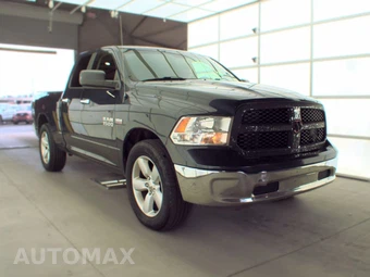 2016 Ram 1500 SLT Extended Cab Medium Bed – miniatura 3