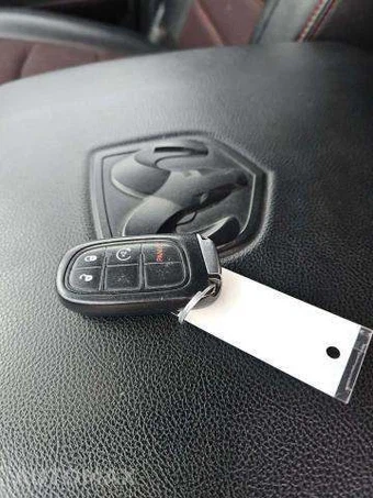 2016 Ram 1500 Sport Crew Cab Short Bed - miniatura 8