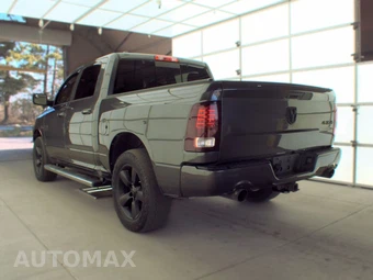 2016 Ram 1500 Sport Crew Cab Short Bed – miniatura 6