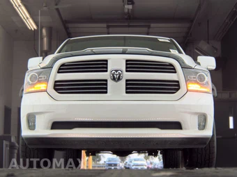 2016 Ram 1500 Sport Crew Cab Short Bed – miniatura 3