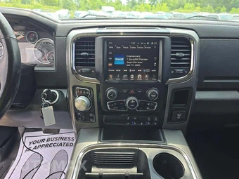 2016 Ram 1500 Sport Crew Cab Short Bed - miniatura 7