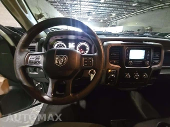 2016 Ram 1500 ST Crew Cab Short Bed - miniatura 10