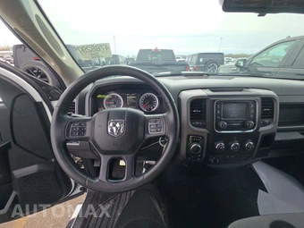 2016 Ram 1500 ST Extended Cab Medium Bed – miniatura 11