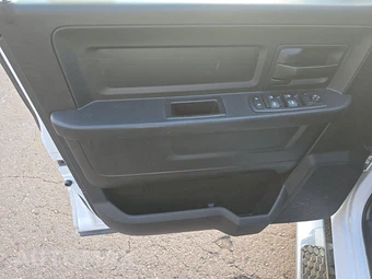 2016 Ram 1500 Tradesman Crew Cab Short Bed - miniatura 9