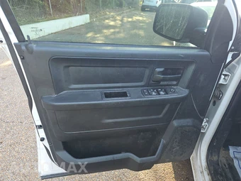 2016 Ram 1500 Tradesman Crew Cab Short Bed - miniatura 9