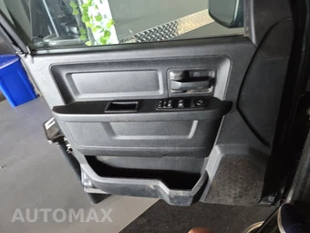 2016 Ram 1500 Tradesman Crew Cab Short Bed – miniatura 9
