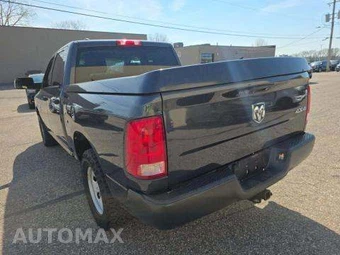 2016 Ram 1500 Tradesman Crew Cab Short Bed - miniatura 2