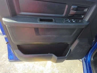 2016 Ram 1500 Tradesman Extended Cab Medium Bed - miniatura 9