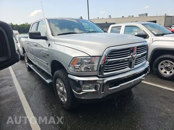 2016 Ram 2500 Big Horn Crew Cab Medium Bed - miniatura 3