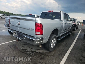 2016 Ram 2500 Big Horn Crew Cab Medium Bed - miniatura 4