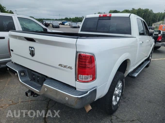 2016 Ram 2500 Laramie Crew Cab Medium Bed - miniatura 4