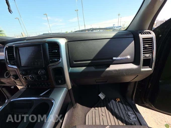 2016 Ram 2500 Laramie Crew Cab Medium Bed - miniatura 19