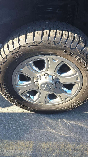 2016 Ram 2500 Laramie Crew Cab Medium Bed - miniatura 18