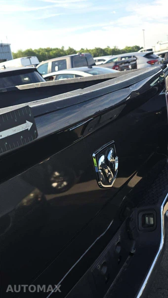 2016 Ram 2500 Laramie Crew Cab Medium Bed - miniatura 25