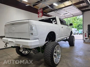 2016 Ram 2500 Laramie Crew Cab Medium Bed - miniatura 5