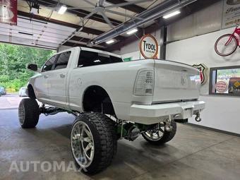 2016 Ram 2500 Laramie Crew Cab Medium Bed - miniatura 7