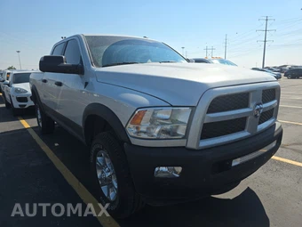 2016 Ram 2500 Outdoorsman Crew Cab Medium Bed - miniatura 3