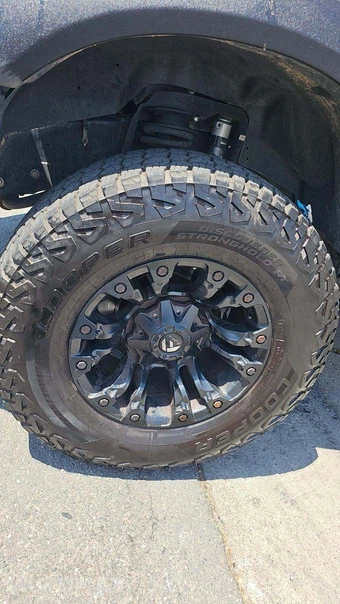 2016 Ram 2500 Power Wagon Crew Cab Medium Bed - miniatura 26