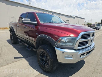 2016 Ram 2500 Power Wagon Crew Cab Medium Bed - miniatura 3