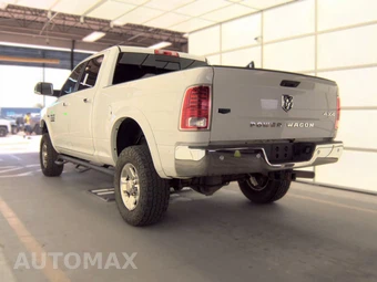 2016 Ram 2500 Power Wagon Laramie Crew Cab Medium Bed – miniatura 6