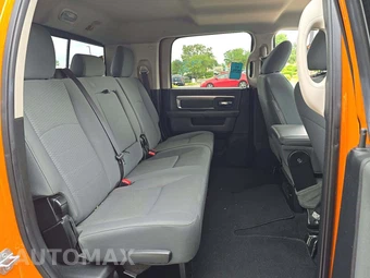 2016 Ram 2500 SLT Extended Crew Cab Medium Bed - miniatura 16