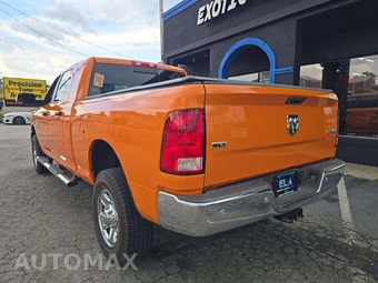 2016 Ram 2500 SLT Extended Crew Cab Medium Bed - miniatura 2