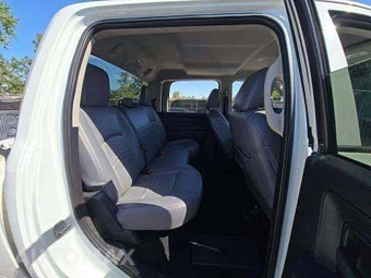 2016 Ram 2500 Tradesman Crew Cab Medium Bed – miniatura 16