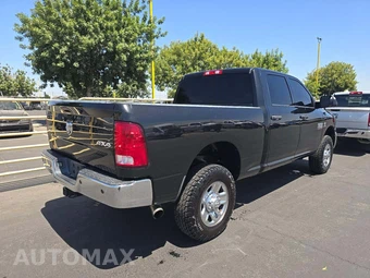 2016 Ram 2500 Tradesman Crew Cab Medium Bed - miniatura 3