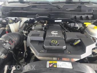 2016 Ram 3500 Cab Chassis SLT Crew Cab DRW - miniatura 15